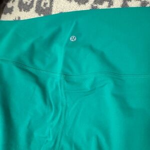 Lululemon Kelly Green Align 25” Inseam